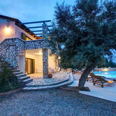 Sleeps 6 Pool Air Con Wifi Villa Sivota (Lefkada)