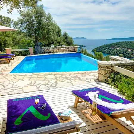 Sleeps 6 Pool Air Con Wifi Sivota (Lefkada)