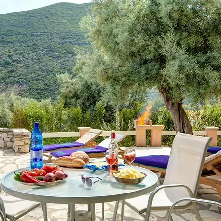 Sleeps 6 Pool Air Con Wifi Villa *