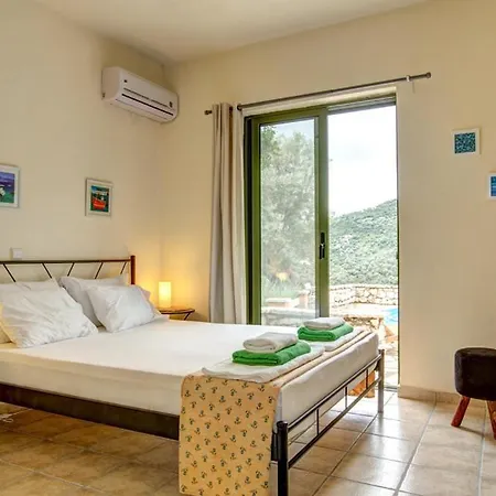 Villa Sleeps 6 Pool Air Con Wifi Sivota (Lefkada)
