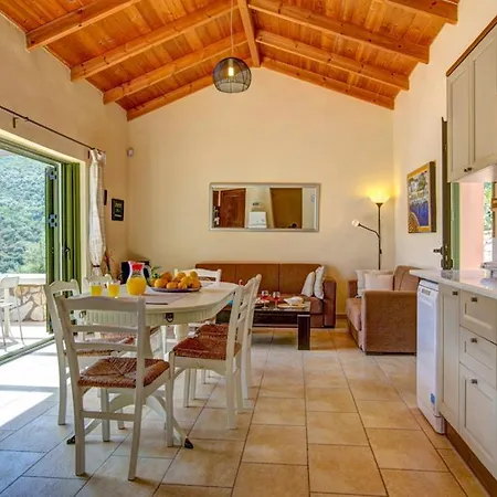 Sleeps 6 Pool Air Con Wifi Villa *